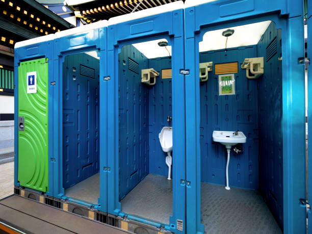 Best Portable restroom trailer rental  in Wallburg, NC